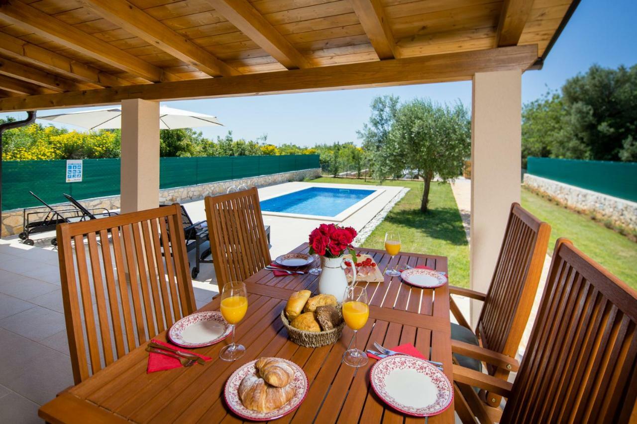 House Jozefina With Pool Apartamento Rovinj Exterior foto